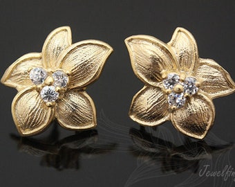 C792-1 pairs-Matt Gold Plated-CZ Flower Stud Earrings -Flower Earrings Post