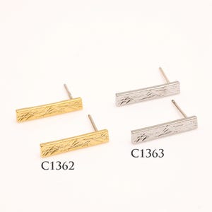C1362,C1363-1pair Matt Gold Plated Scratch Bar Ear Post,Stick Ear Stud,Daily Earrings