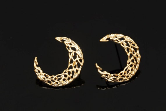 M1881-1 pairs-Matt Gold Plated-Mesh Crescent Moon Earrings-Crescent Ear Post
