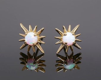 Aretes de sol de ópalo chapados en oro auténtico de 16 quilates, aretes de estrella de ópalo, sin níquel [K624-1 par]