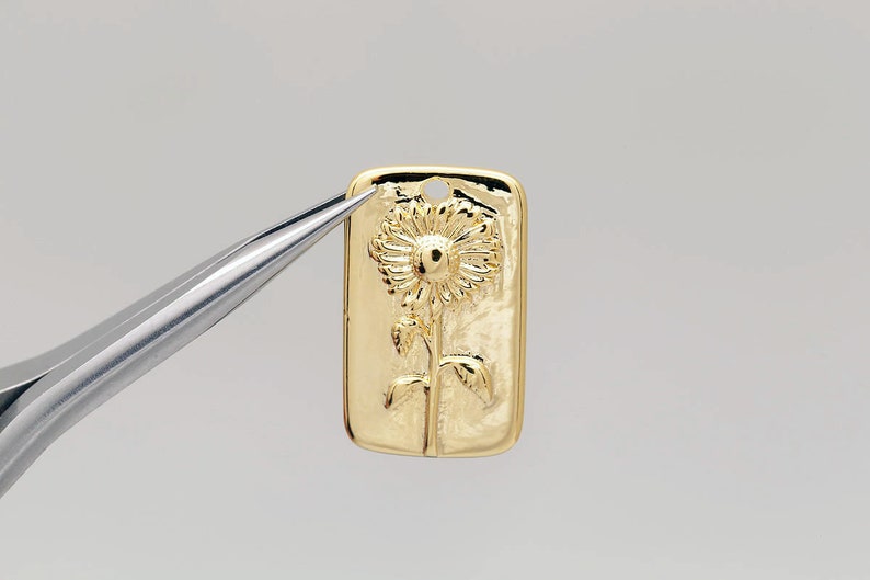 CH0026-2pcs-Gold Plated-20*12mm Sun Flower Charms-Necklace Making Supply