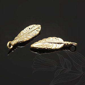 Pingentes de penas em latão banhado a ouro fosco, pequenos pingentes de penas [M1028-5 peças]