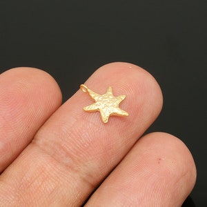 M1566-2pcs-13.5*8mm Matt Gold Plated- Starfish Charms-Tiny Starfish Pendant