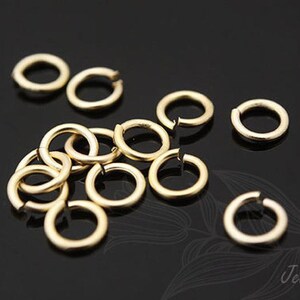 B684-0.7X3mm-10g-Matt Gold Plated Jump Ring-Open Link