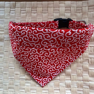 Japanese Dog Bandana Collar with Red Karakusa Design (Dog Collar+ Bandana) - Ideal for Japanese Shiba Inu Lovers
