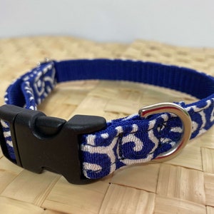Japanese Navy-Blue Karakusa Dog Collar, Shiba Inu Accessory, Traditional Design, Durable Handmade Dogwear, Pet Accessory