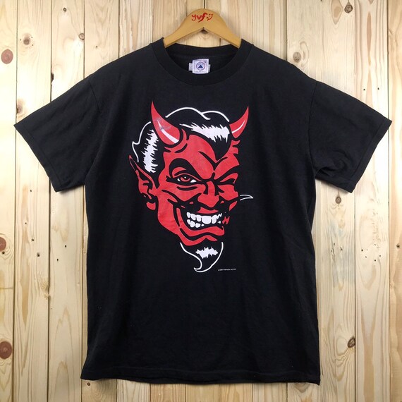 Vintage 90s fashion victim red devil akira anime s