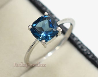 Bague topaze bleue naturelle de Londres taille coussin 8 mm, argent sterling 925, bague solitaire, pierre de naissance de décembre, cadeau d'anniversaire, cadeau pour elle