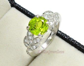 8mm Round Cut Peridot Ring, 925 Sterling Silver, Natural Peridot Ring, Cluster Ring, August Birthstone, Stackable Ring, Anniversary Gift
