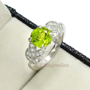 Natural Peridot Ring, 925 Sterling Silver, Cluster Ring, August Birthstone, Women Ring, Peridot Jewelry, Stackable Ring, Anniversary Gift