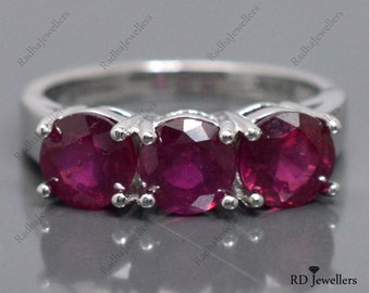 Ring met drie stenen\ Natuurlijke robijnring\ Massief 925 sterlingzilver\ Clusterring\ Edelsteenring\ Damesring\ Verlovingsring\ Kerstcadeau