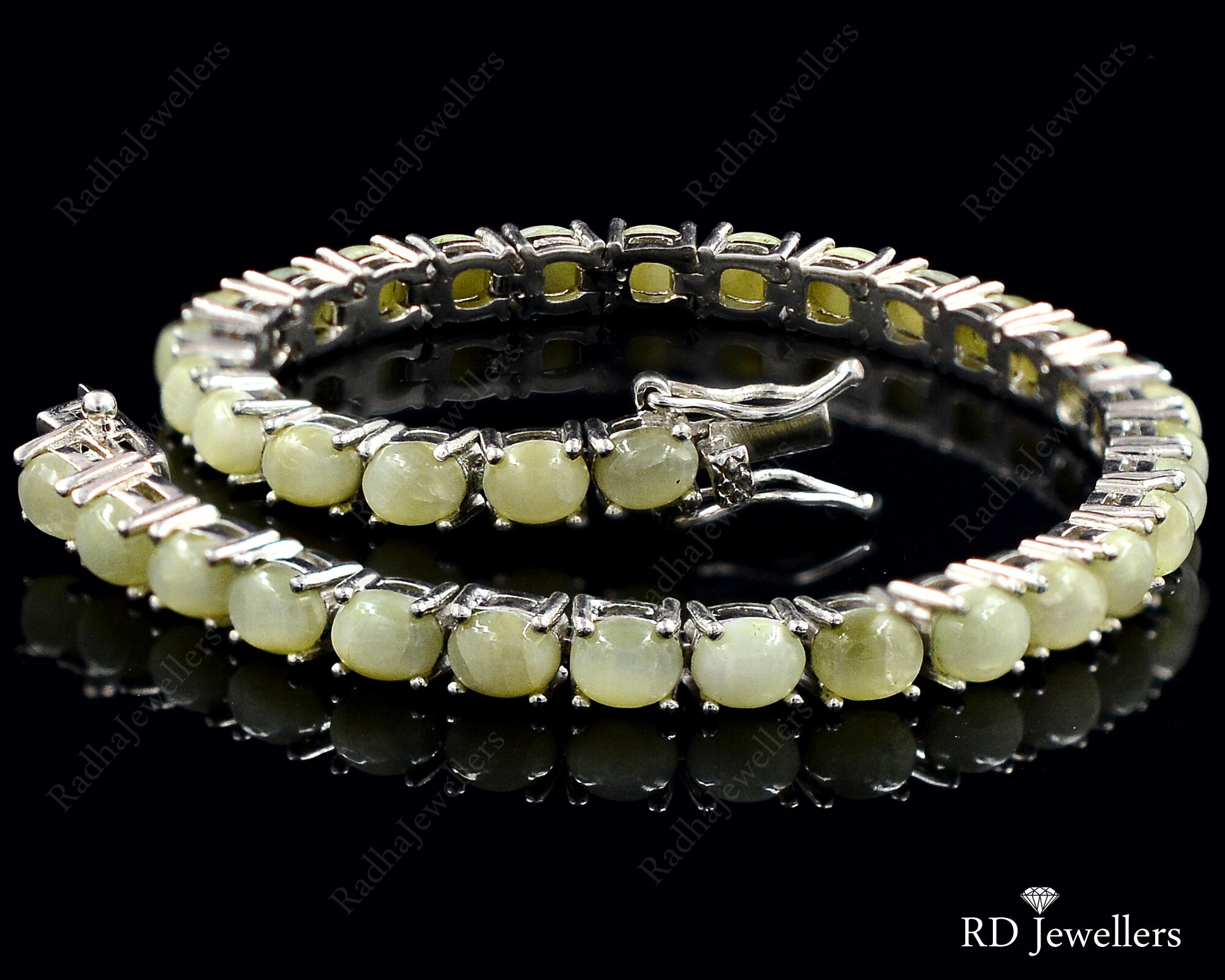 Cat eye jewels bracelet new arrivals