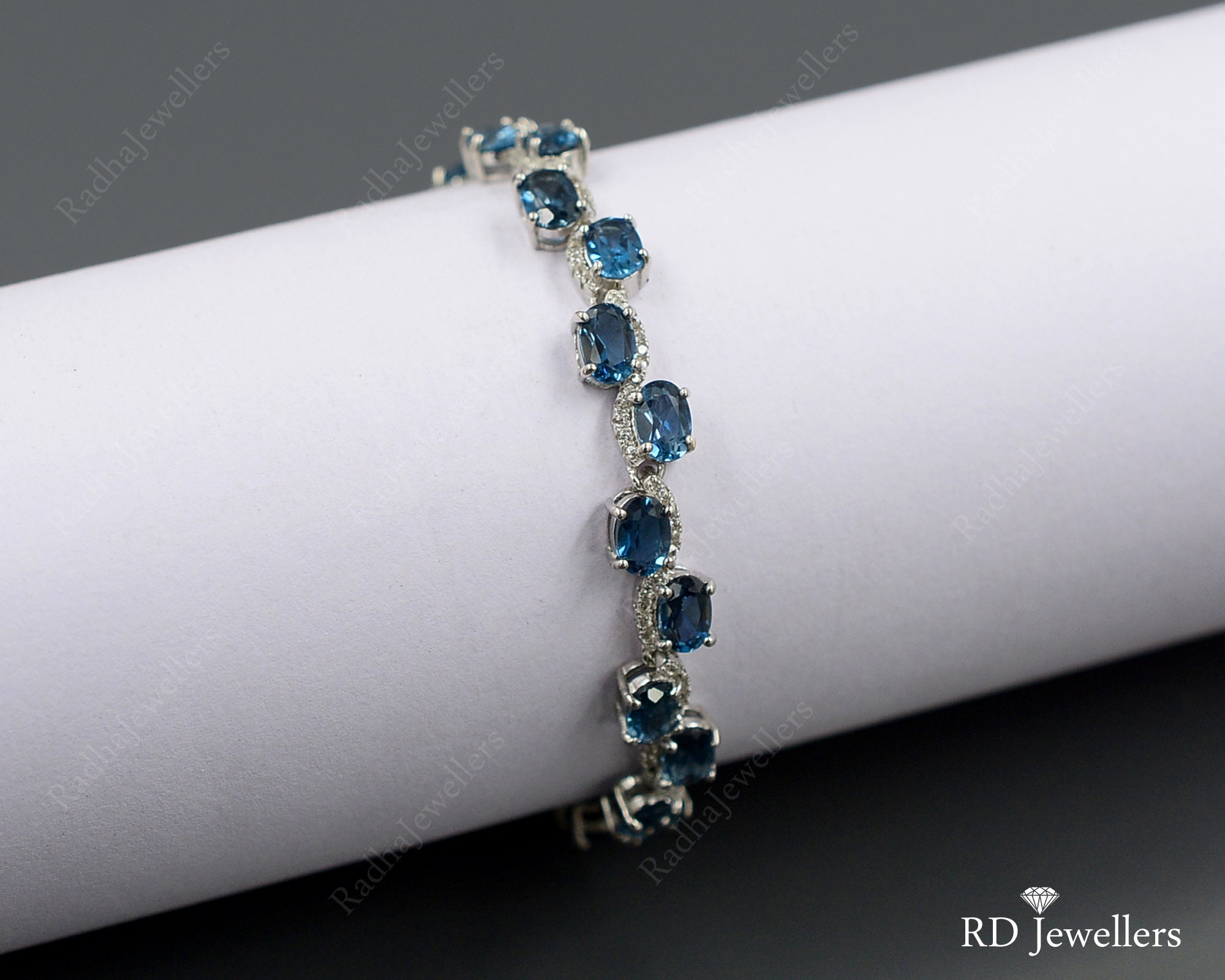 Blue Topaz Bracelets - December Birthstone Bracelets | Blue Nile