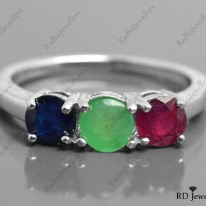 Anello con tre pietre, 5 mm, rubino naturale, smeraldo e zaffiro, in argento sterling 925, pietra portafortuna di ottobre, fede nuziale, regalo per lei.