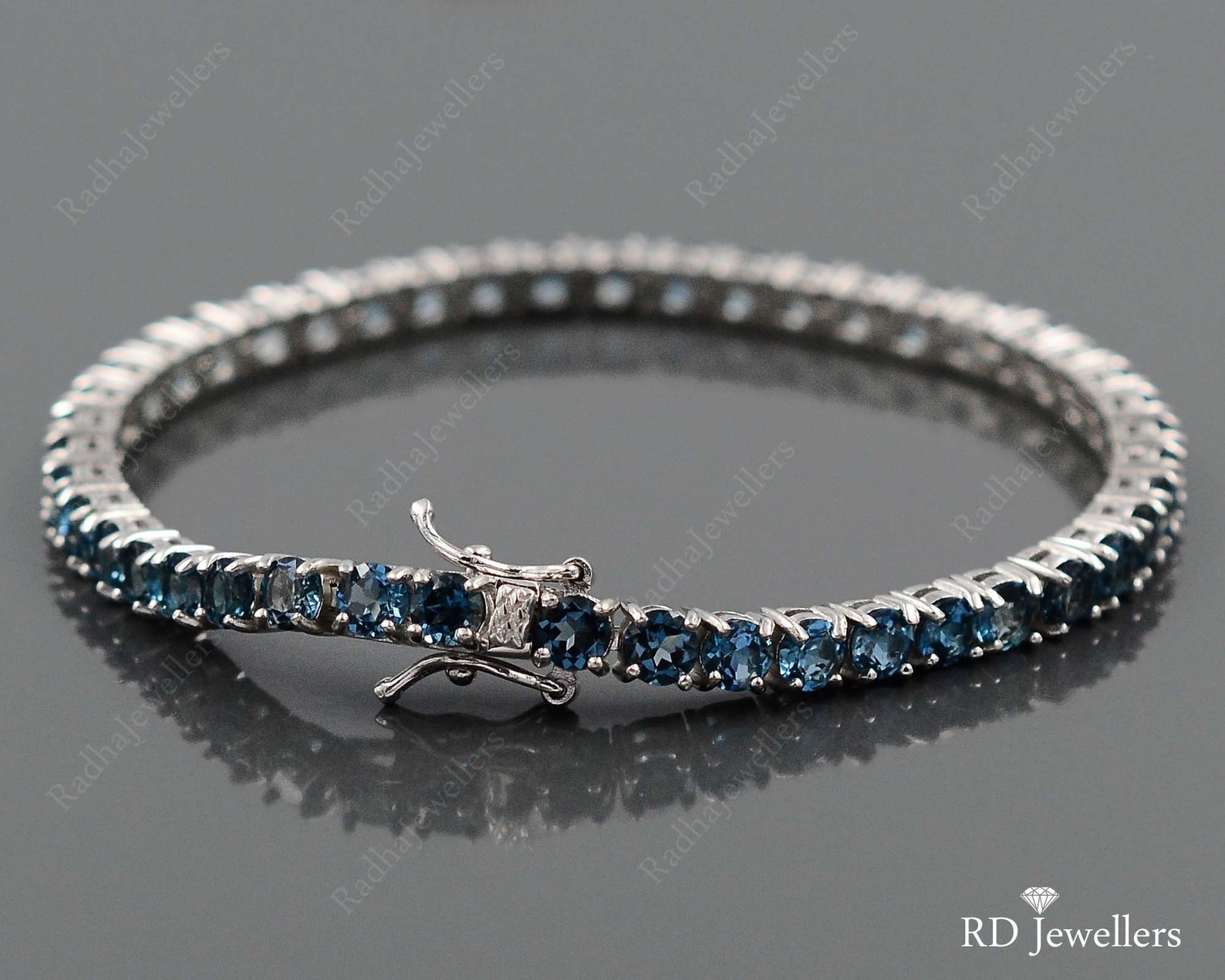 London & Swiss Blue Topaz - Black Tourmaline Bracelet III (3.5-5mm)