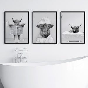 Schottische Hochlandrinder 3er Set, Highland Kuh in der Badewanne Druck, Lustige Kinder Badezimmer Druck, Tier in der Badewanne, Whimsy Animal Art