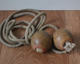 Vintage Child's Skipping Rope 1.8m with Wooden Ball Shaped Handles