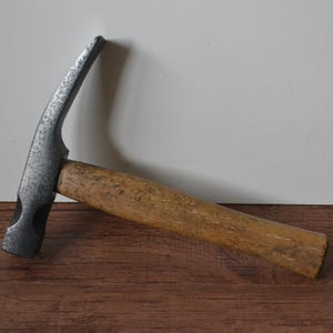 Vintage Stanley No. 5442 Mauerhammer mit Holzgriff