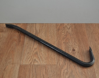 Vintage Black Steel Pry Wrecking Bar 18&quot;