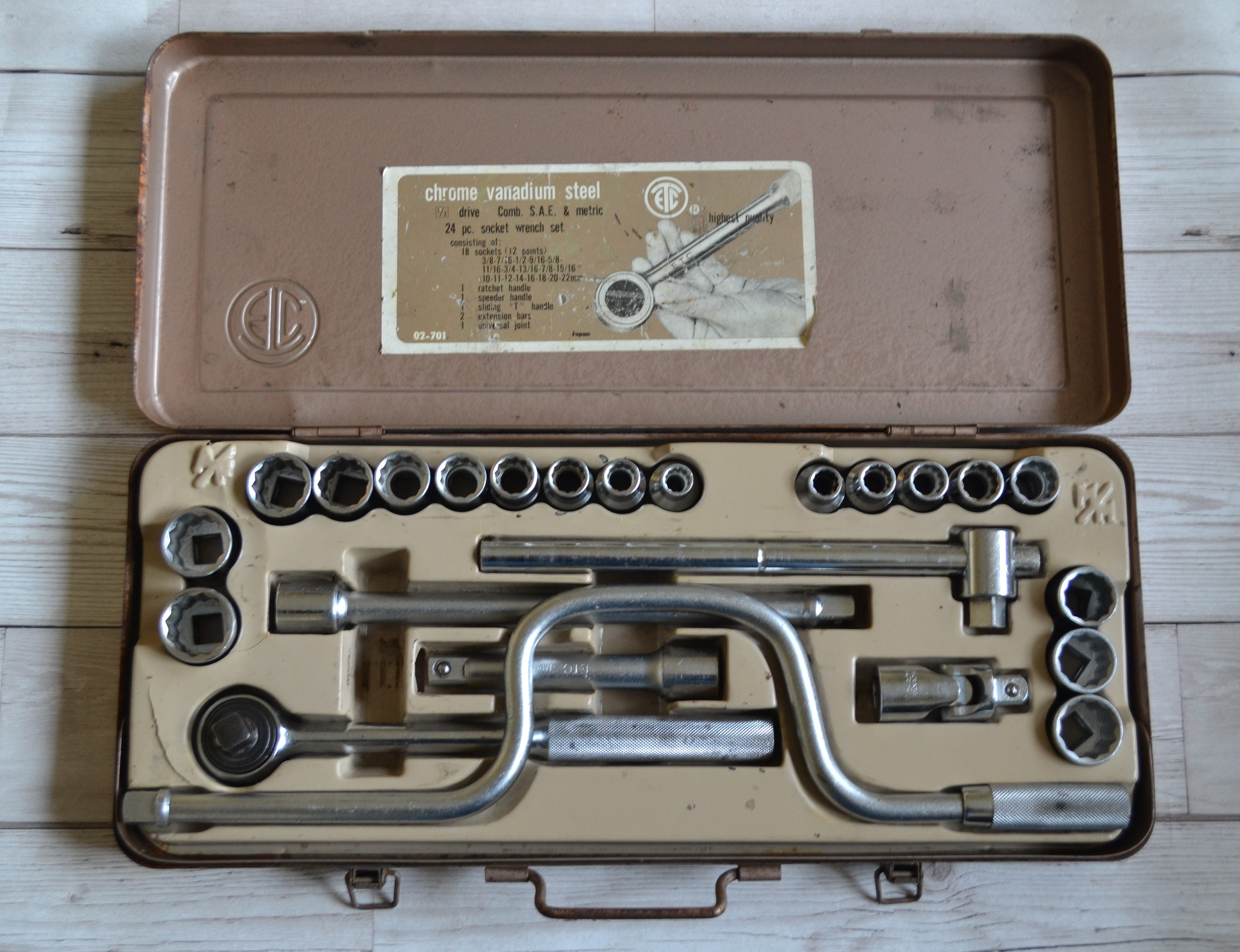 Vintage ETC 24 Piece Socket Set in Original Steel Case Etsy Canada