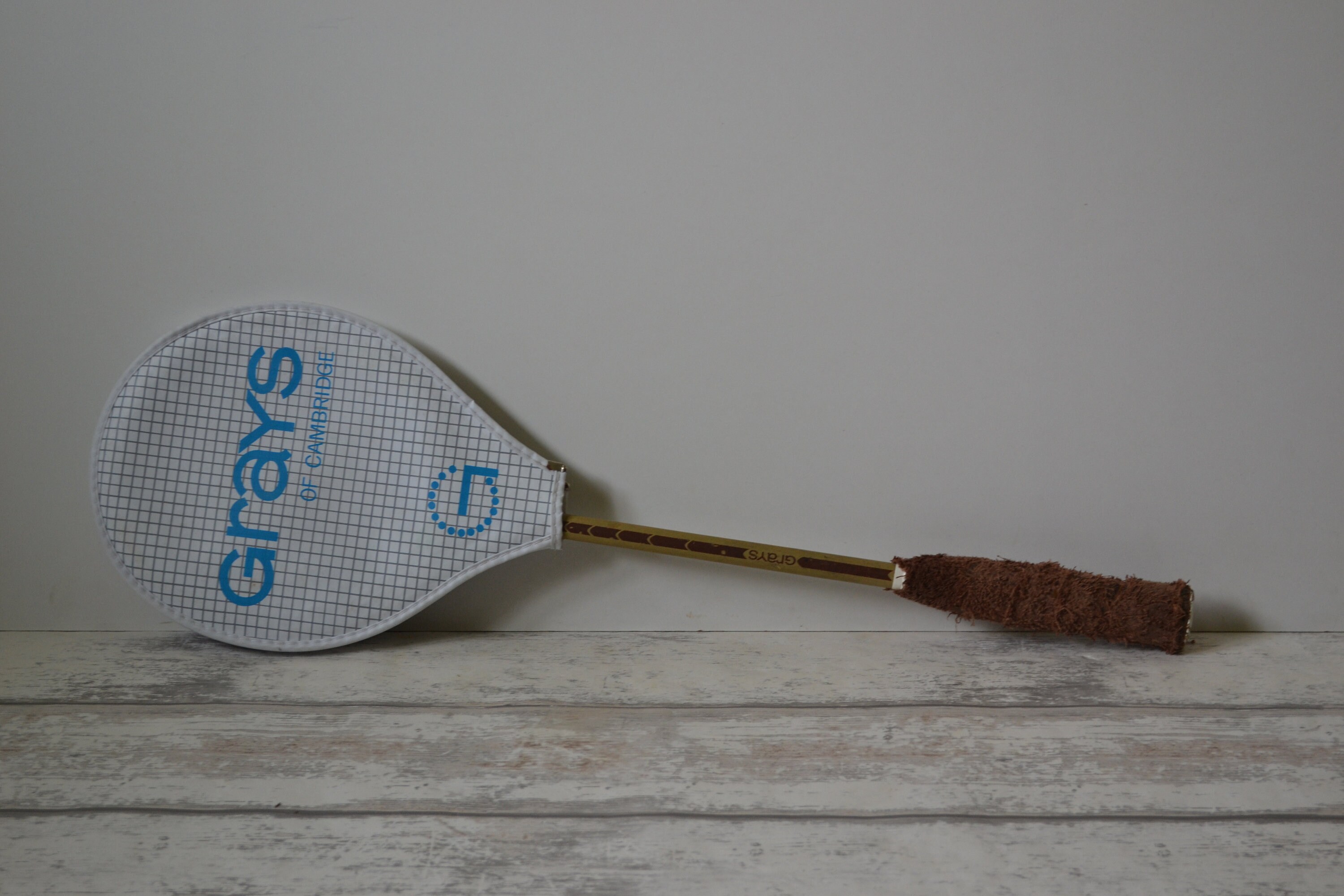 Vintage Grays of Cambridge Tiger - Wooden Squash Racket 27 Vintage Grays of Cambridge Tiger - Wooden Squash Racket 27