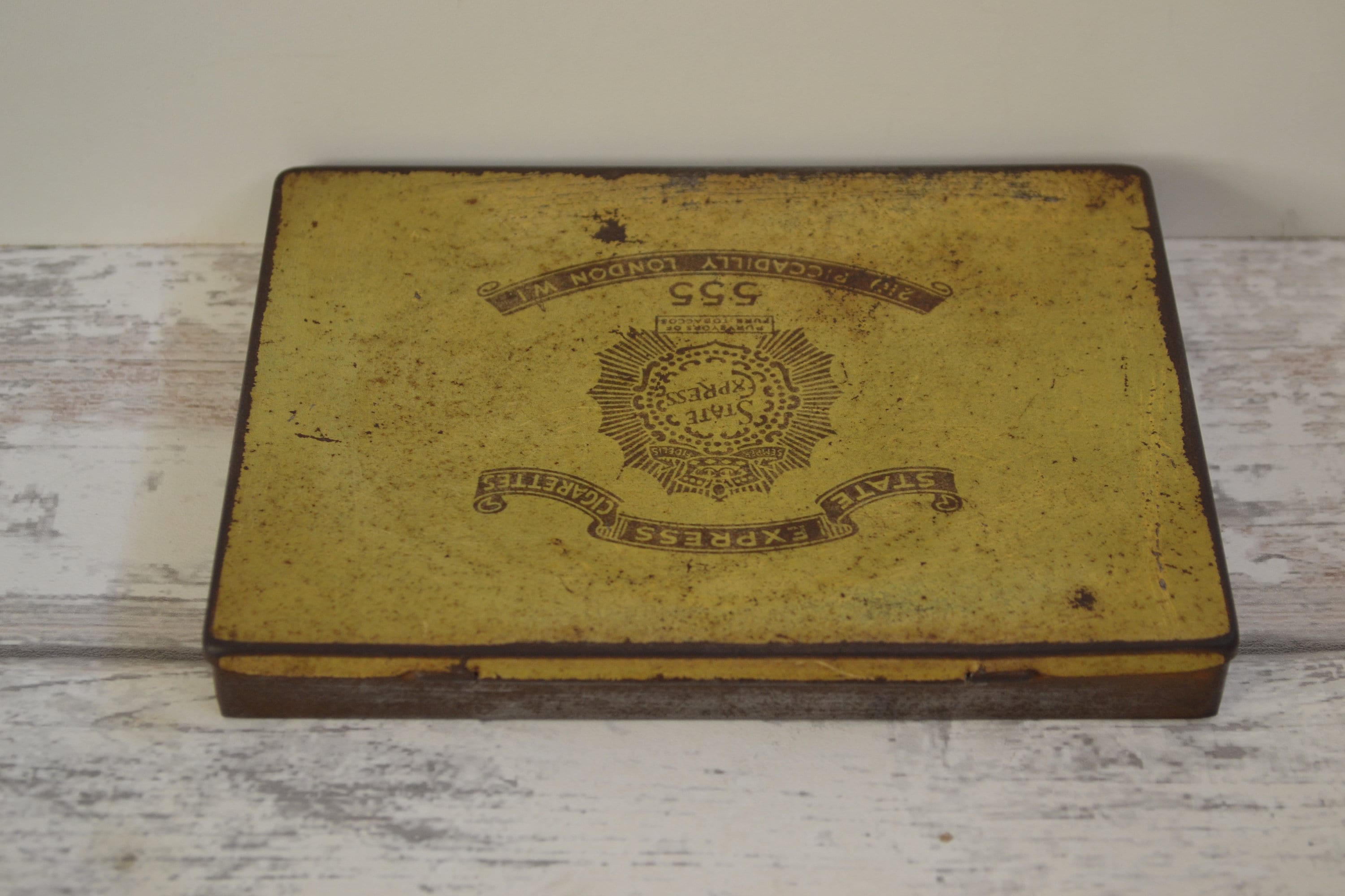 Vintage State Express 555 Cigarettes Tin - 5.75