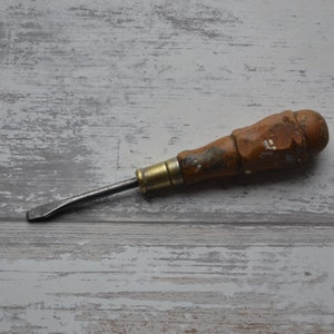 Vintage Small Flathead Screwdriver - 5mm x 57mm Blade