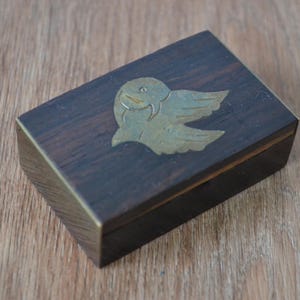 Vintage Small Wooden Keepsake or Trinket Box with Brass Bird Inlay 2 1/4&quot; x 1 1/2&quot;