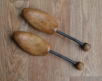 Vintage Pair of Wood & Metal Spring Shoe Tree Stretchers 10 1/2"
