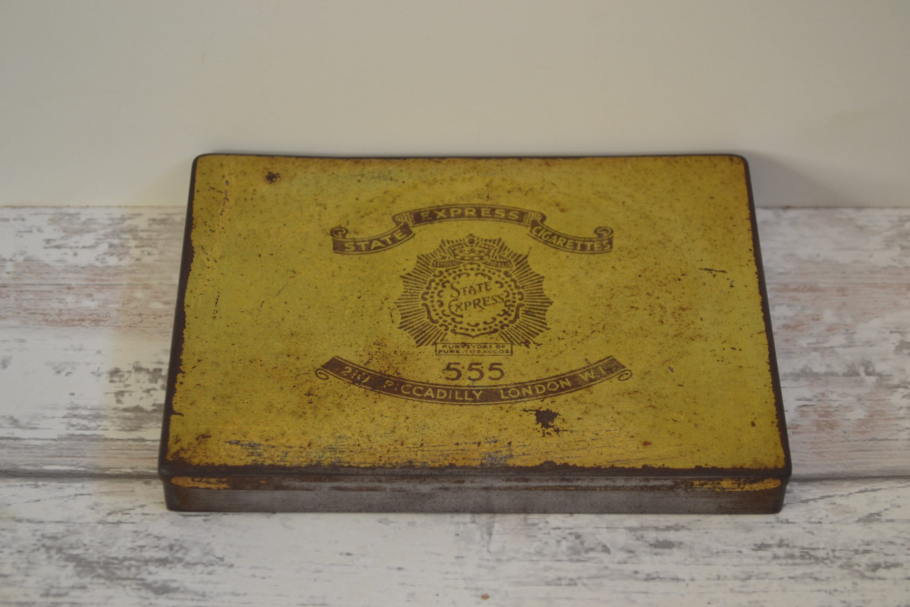 555 cigarettes made in england cheap