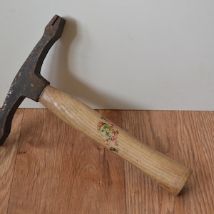 Vintage 1960's Marples Shamrock 7.5" x 1" Scutch Hammer with Wooden Handle
