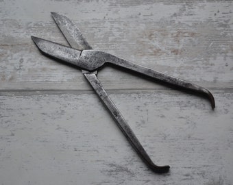 Vintage AE Shearer & Co Sheffield Hand Forged Tin Snips 10"