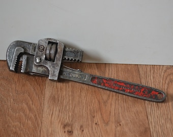 Vintage Zubi-Ondo Drop Forged Steel 10" Llave de llave de tubo Stillson ajustable hecha en España