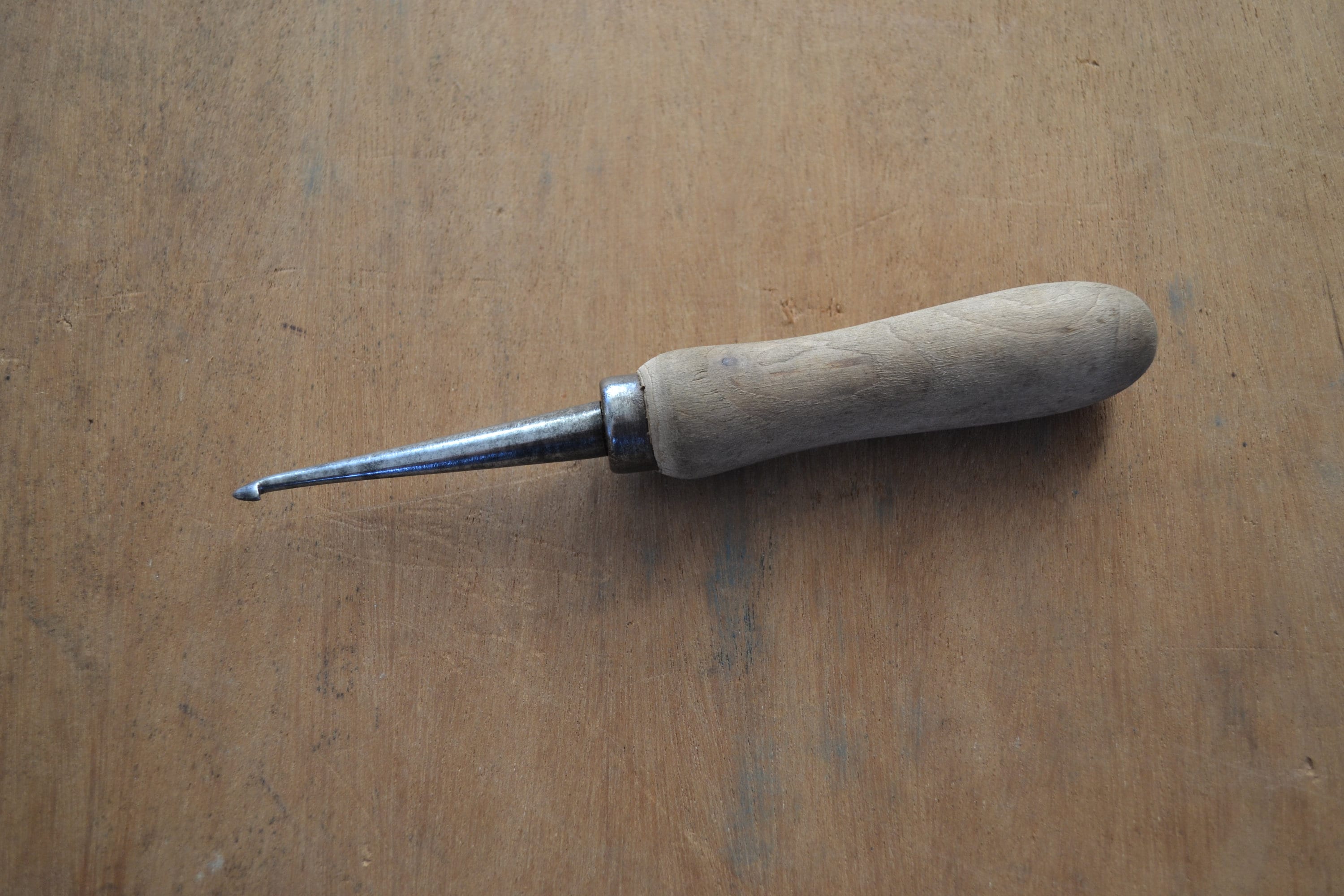 2'' Sharp-pointed Awl - The Basket Maker's Catalog