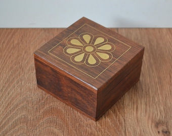 Vintage Wooden Trinket Box: Brass Inlaid Lid, Archana Handicrafts