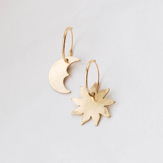 Recycled gold deals hoop earrings