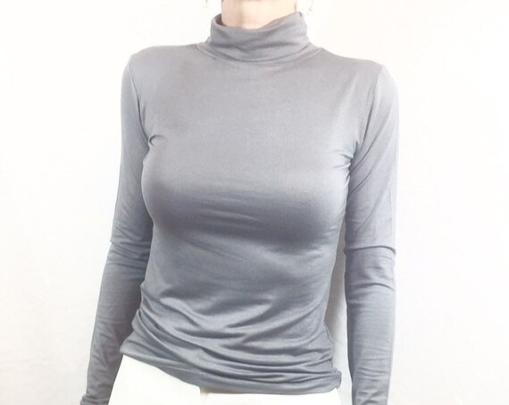 Womens top/ Turtleneck top / Womens red top / Long sleeve top / Turtleneck top womens / Tops for women