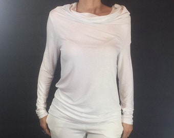 Women top/ White top/ Long sleeve top / Black tops for women/ Turtleneck top