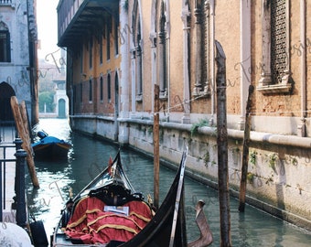 Venice Gondola - Photographic Print