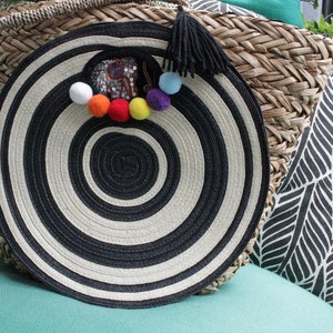 Runde Strohtasche