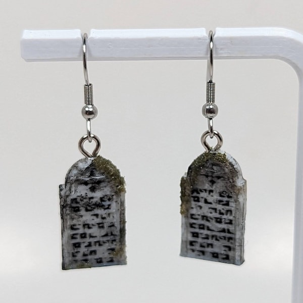 Diorama Gravestone Earrings, Spooky Earrings, Handmade Halloween Jewelry, Gothic Accessories, Vintage Style, Creepy Moss Cemetery Earrings