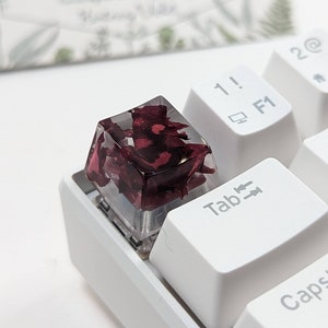 Rose Petal Resin Keycap: Floral Artisan OEM SA Escape Key