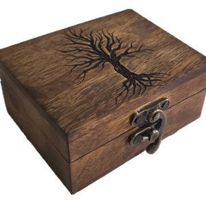 Tree of Life Engraved Wooden Jewelry Box with felt liners inside, Decorative Box for Keepsake, trinkets, Gift for Christmas, Weddings, etc