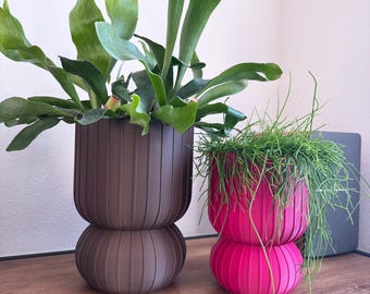 Ribbed Geometric Planter with Drip Tray - Comes in Two Sizes - Medium Sized Plant pot