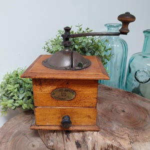 Vintage French Coffee Grinder by Peugeot Brothers, Coffee Mills, Kitchen Decoration