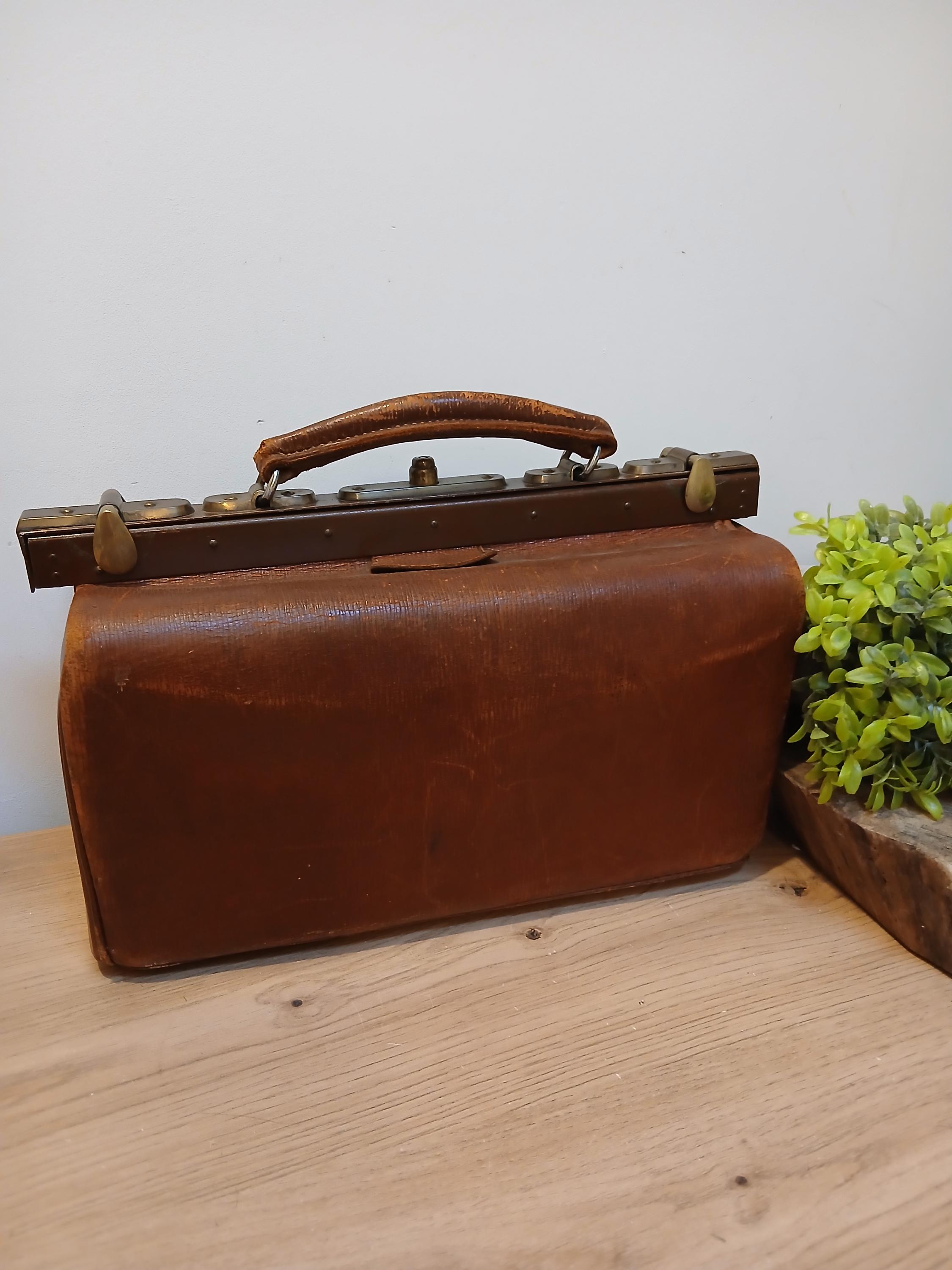 Vintage doctor bag - Etsy 日本