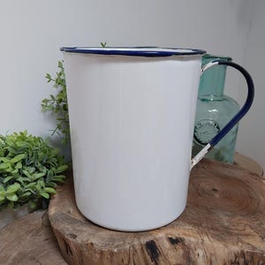 Vintage french white enamel measuring jug, enamelware, kitchen decoration, Enamel Kitchen, Country Kitchen