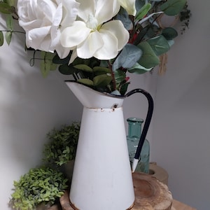 Small vintage french enamel water pitcher, enamel, kitchen decoration, home decoration, Enamel Kitchen, Enamel Decoration, Enamel Vase