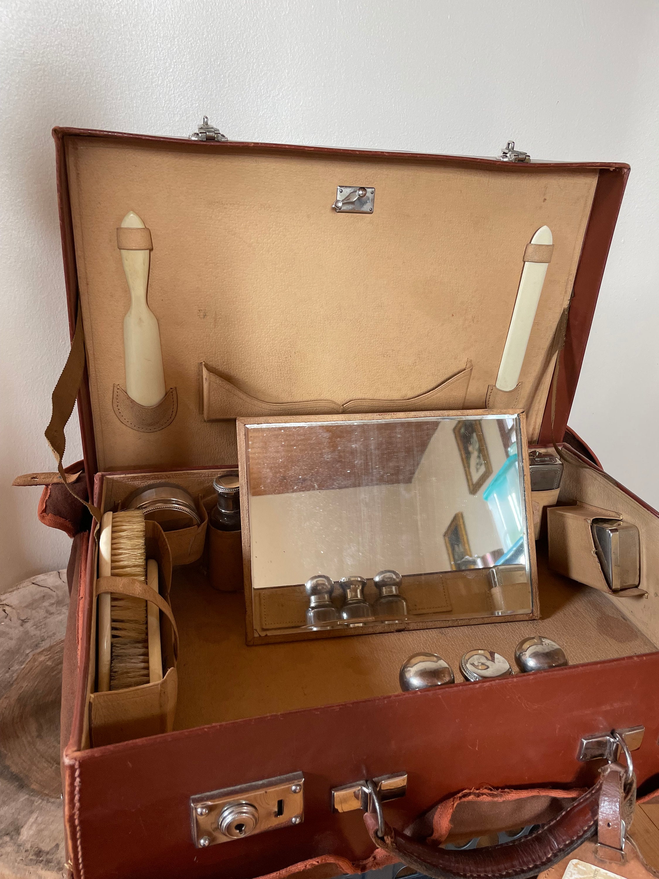 Antique French Ostrich Leather Folding Vanity Case with 15 Implements, –  Antiques & Uncommon Treasure