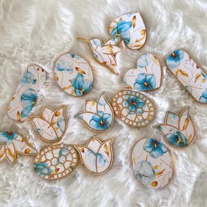 acrylic floral laser cut hummingbird and turtle cabochons image 3